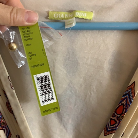 Romper - Picture 6 of 6